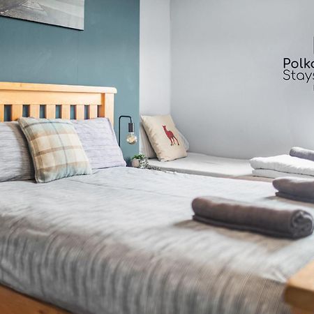 Polkadot Winter Gardens - Large Modern Apartments In Blackpool By Polkastays エクステリア 写真